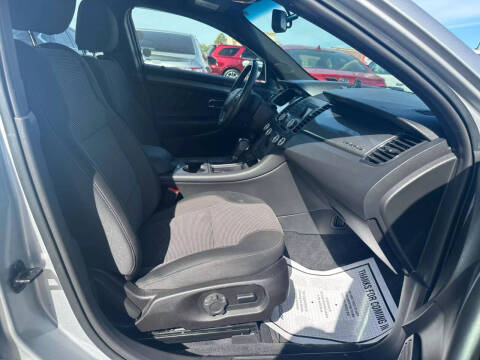 2018 Ford Taurus SEL