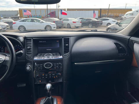 2011 Infiniti FX35