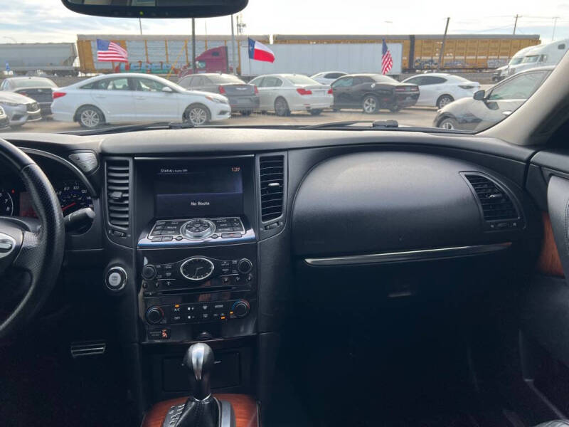 2011 Infiniti FX35
