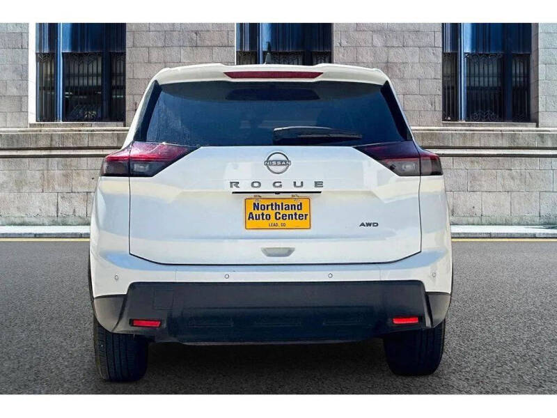 2024 Nissan Rogue S