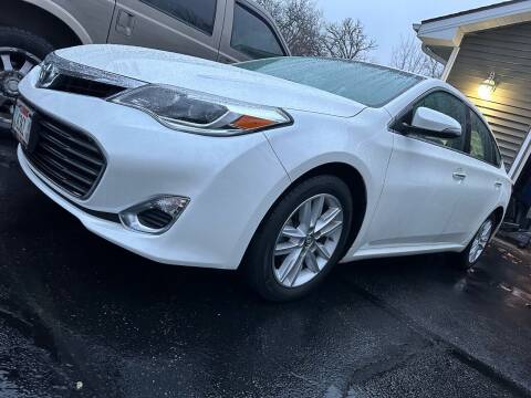 2014 Toyota Avalon for sale at Luxury Auto Finder in Batavia IL