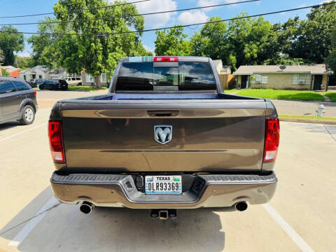2016 RAM 1500 SLT