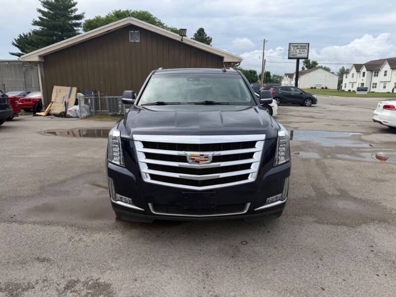 2017 Cadillac Escalade Luxury