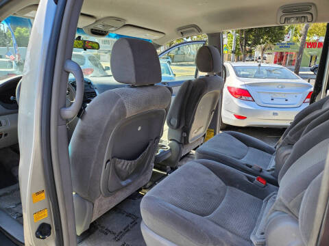 2008 Toyota Sienna