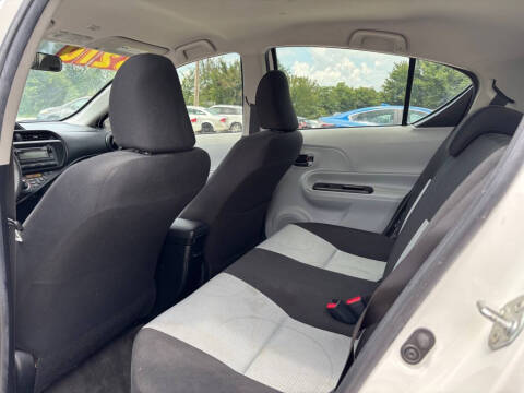 2013 Toyota Prius c