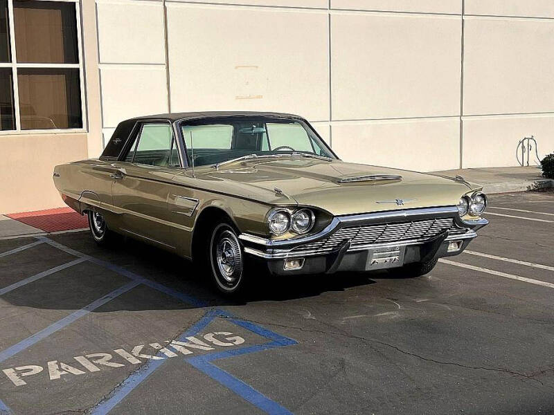 1965 Ford Thunderbird