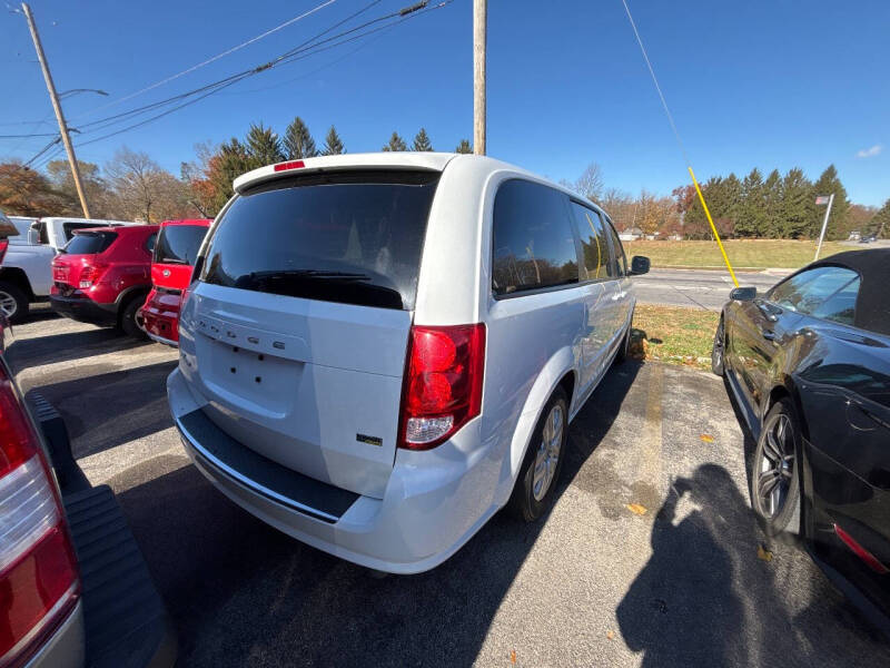 2017 Dodge Grand Caravan SE