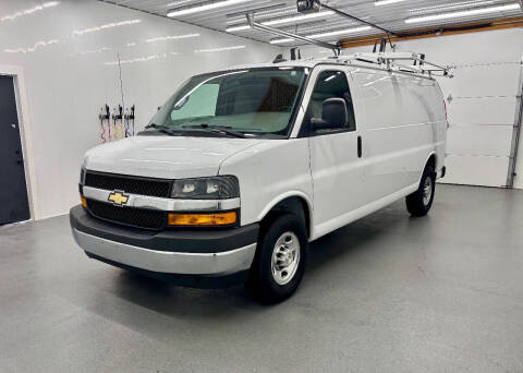 2023 Chevrolet Express 3500