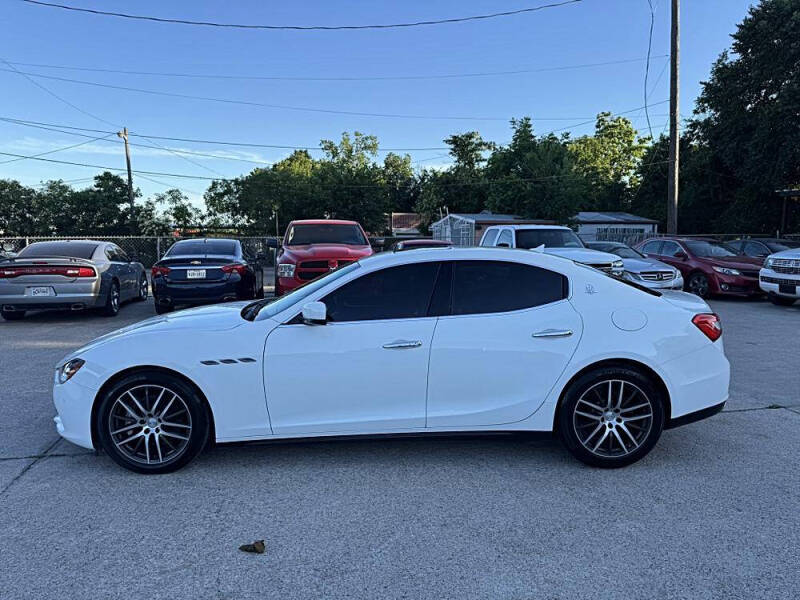 2016 Maserati Ghibli