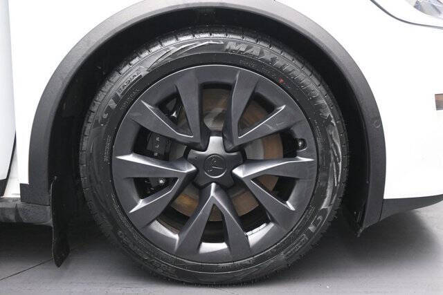 2023 Tesla Model X Standard Range