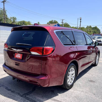 2017 Chrysler Pacifica Touring