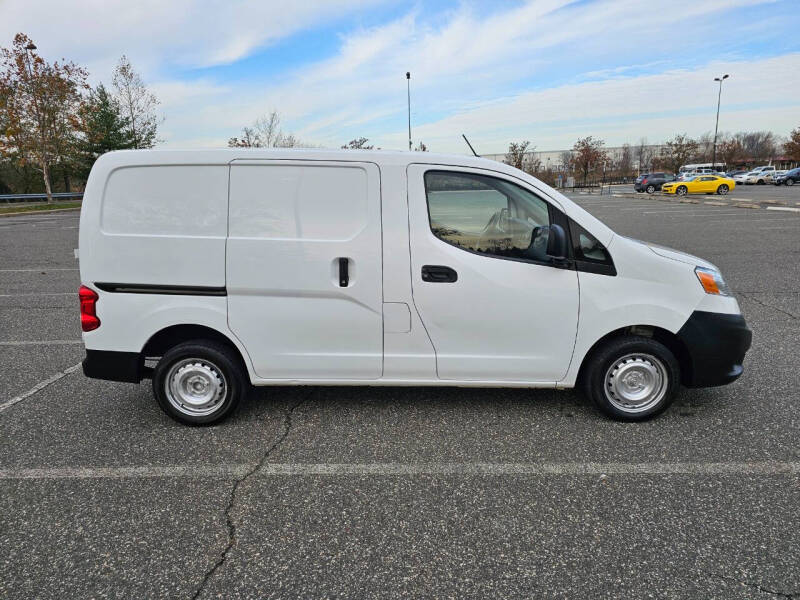 2015 Nissan NV200 S