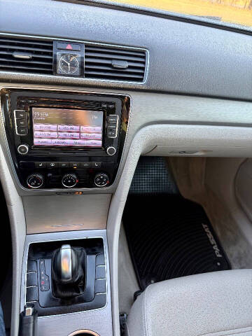 2014 Volkswagen Passat 1.8T SE