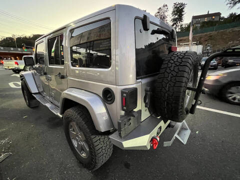 2016 Jeep Wrangler Unlimited Sahara