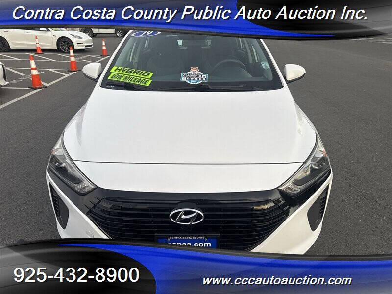 2019 Hyundai Ioniq Hybrid Blue