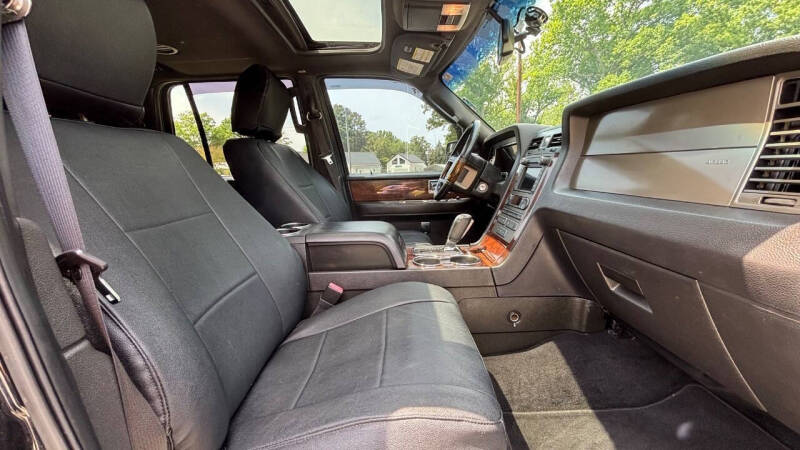 2012 Lincoln Navigator