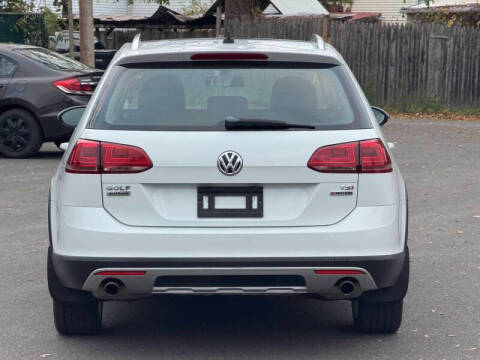 2017 Volkswagen Golf Alltrack TSI S 4Motion