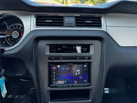 2013 Ford Mustang V6 Premium