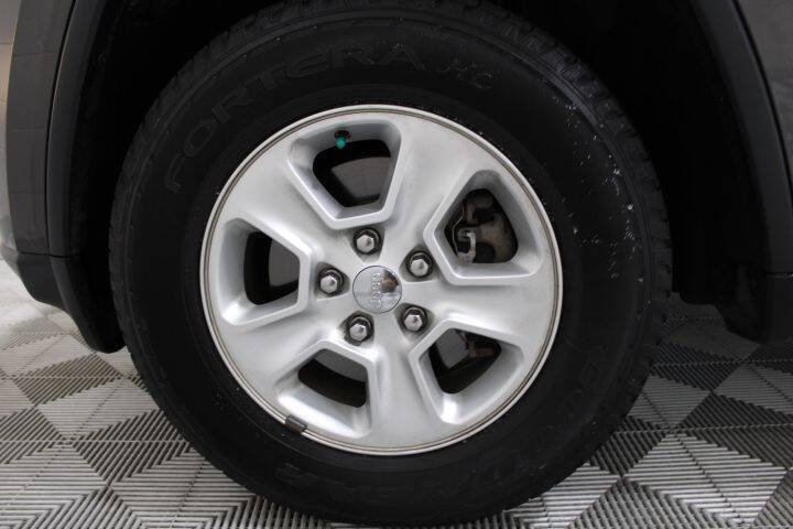 2017 Jeep Grand Cherokee Laredo