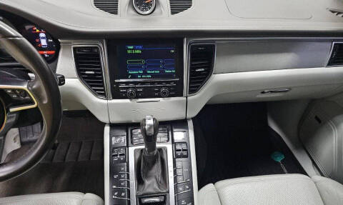 2016 Porsche Macan S