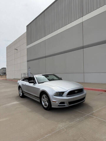 2014 Ford Mustang for sale at Autos of Legends in Irving TX