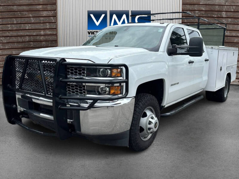 2019 Chevrolet Silverado 3500 Chassis Cab Work Truck's photo