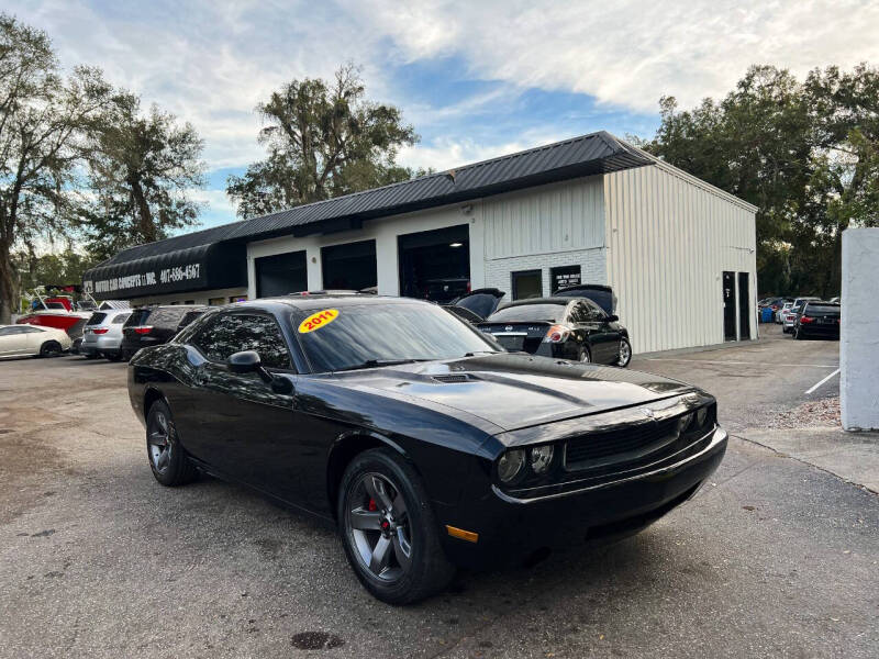 2011 Dodge Challenger SE