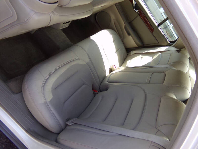 2001 Cadillac DeVille