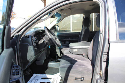 2004 Dodge Ram 1500 SLT