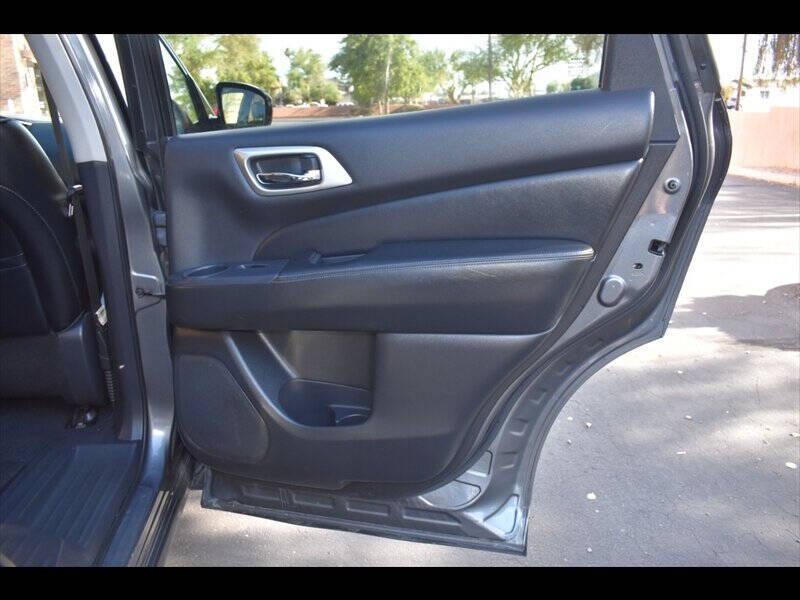 2015 Nissan Pathfinder Platinum