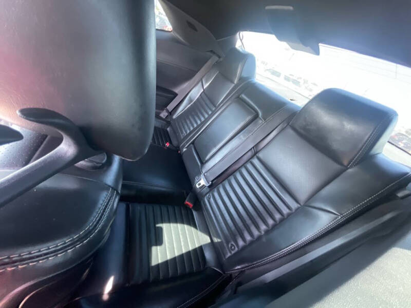 2014 Dodge Challenger SXT