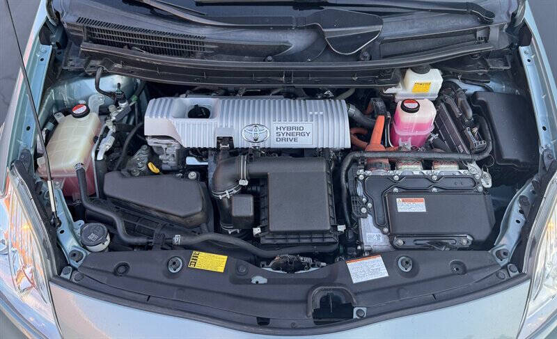 2015 Toyota Prius Three