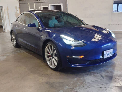 2018 Tesla Model 3 Performance