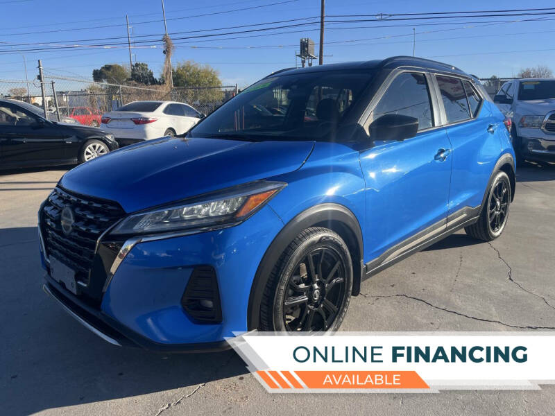 2021 Nissan Kicks SR