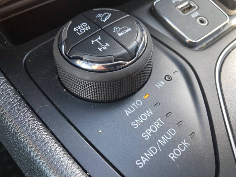 2022 Jeep Cherokee Trailhawk