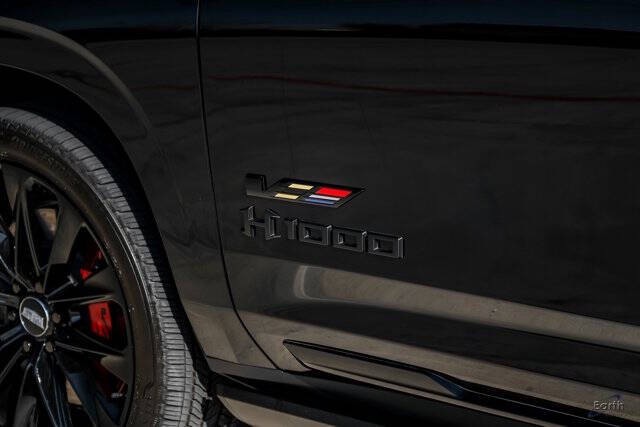 2025 Cadillac Escalade-V