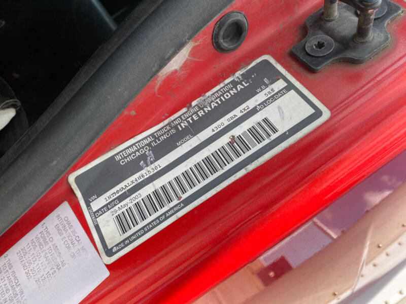 2004 International DuraStar 4300