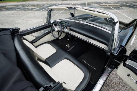 1956 Ford Thunderbird