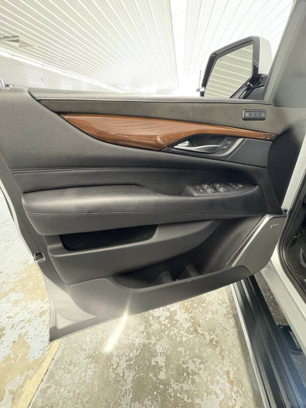 2018 Cadillac Escalade Premium Luxury