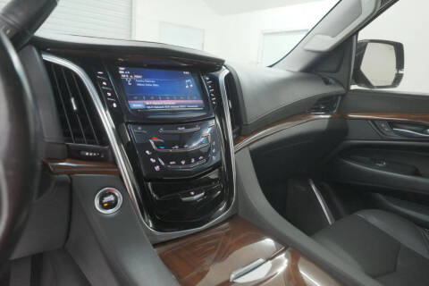 2019 Cadillac Escalade ESV Luxury