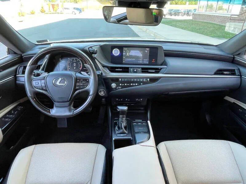 2021 Lexus ES 350