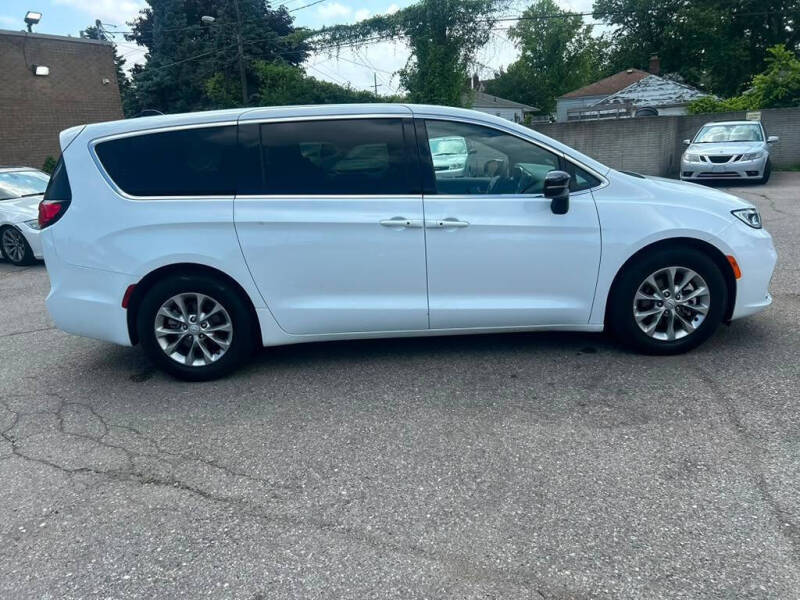 2026 Chrysler Pacifica Limited