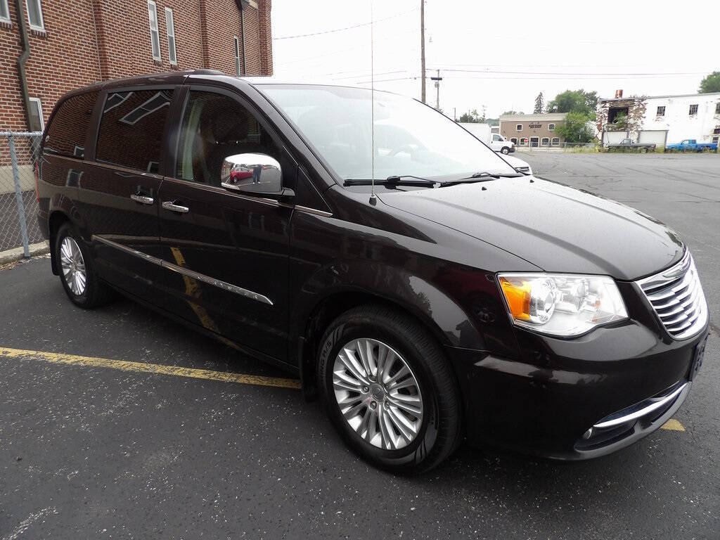 2015 Chrysler Town and Country for sale at GPS Motors LLC in Defiance, OH