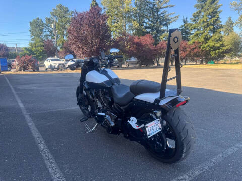 2017 Harley-Davidson Breakout