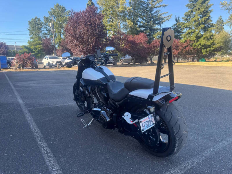 2017 Harley-Davidson Breakout