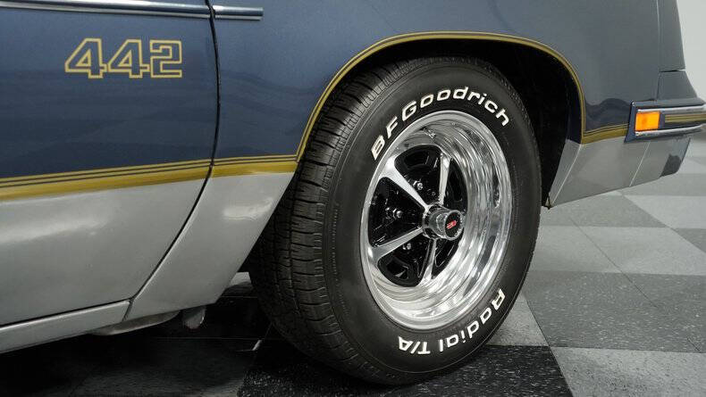 1984 Oldsmobile Cutlass Supreme