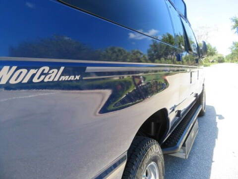 2011 Ford E-Series E-350 SD XLT