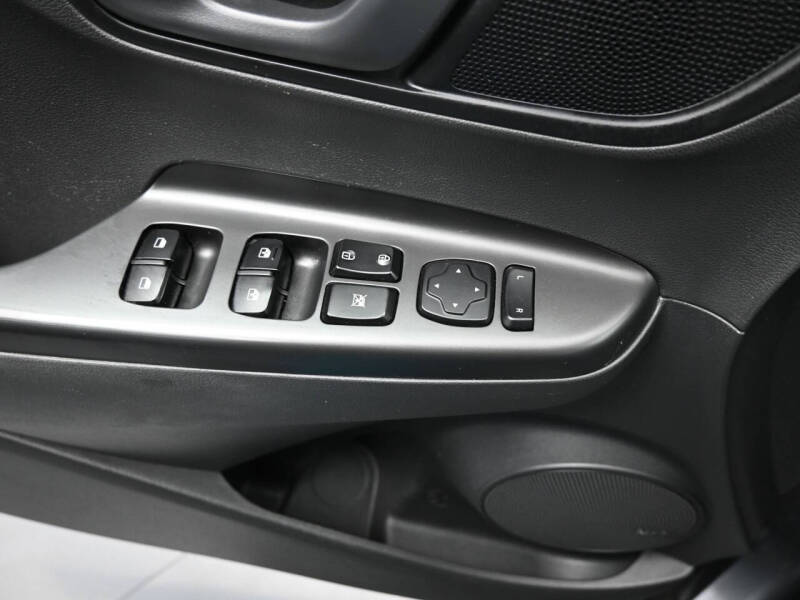 2020 Hyundai Kona SEL Plus