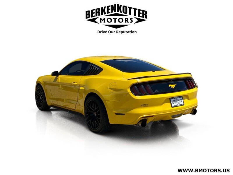 2017 Ford Mustang V6
