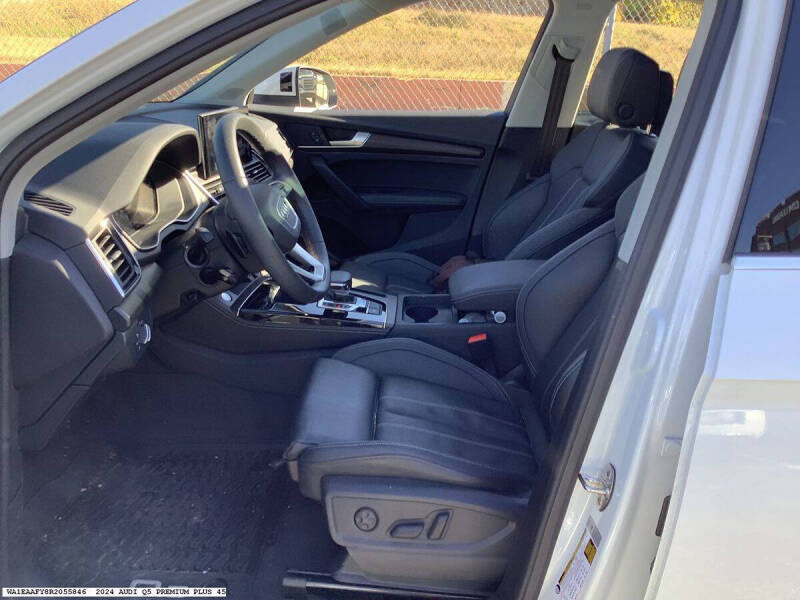 2024 Audi Q5 quattro S line Prem Plus 45 TFSI